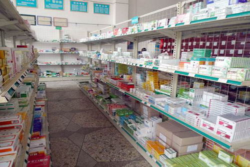 金健康大藥房加盟要多少錢 總投資13.36萬元 加盟費查詢網(wǎng)